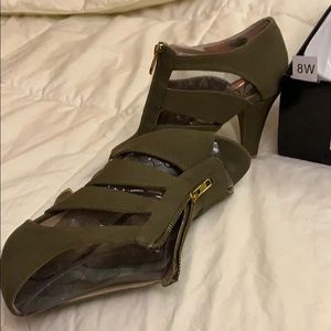 Lane Bryant Cameo Green Shoe   *** 2 for $20.00